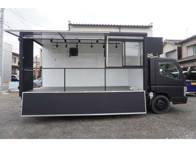 Mitsubishi Fuso Canter 9