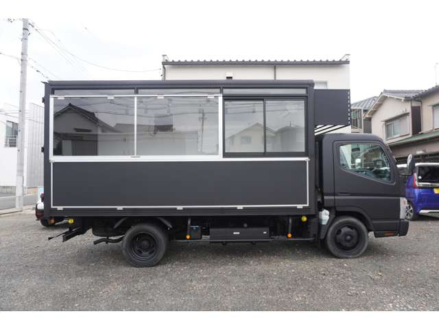 Mitsubishi Fuso Canter 10