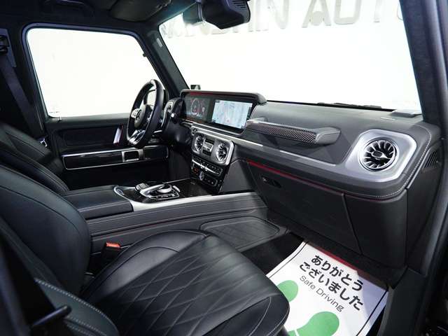 Mercedes-Benz G-Class 12