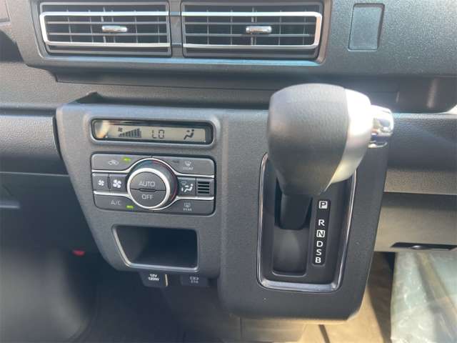 Daihatsu Atrai 4