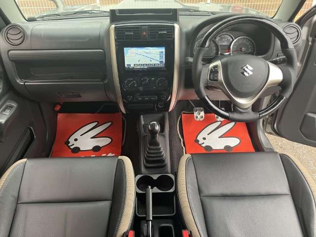 Suzuki Jimny 4
