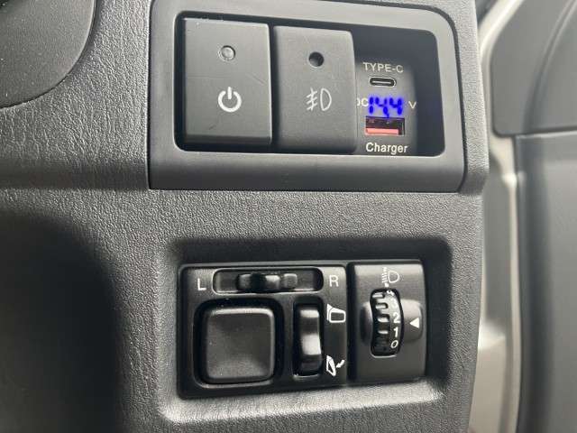 Suzuki Jimny 7