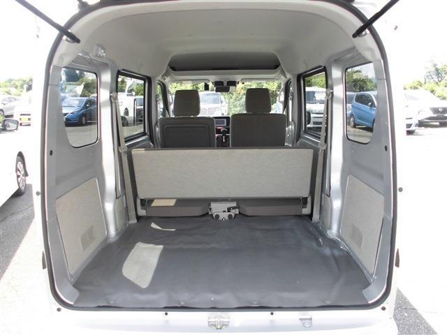 Suzuki Every 8