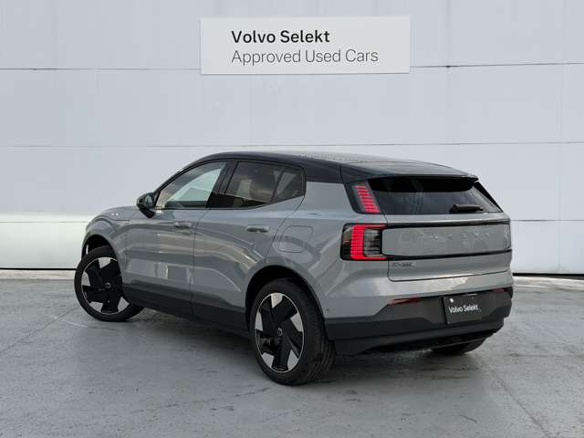 Volvo EX30 6