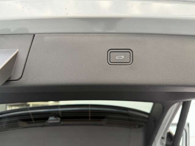 Volvo EX30 9