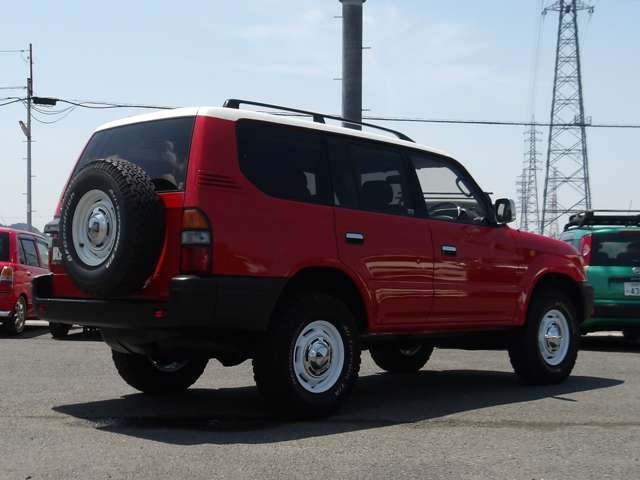Toyota Land Cruiser Prado 7
