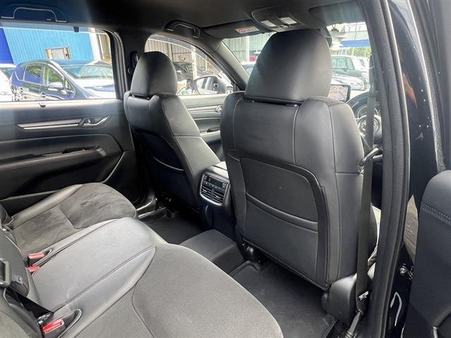 Mazda CX-8 9