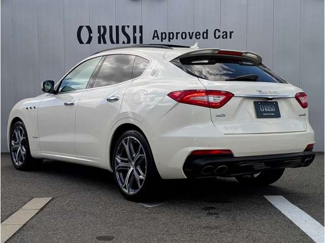 Maserati Levante 6