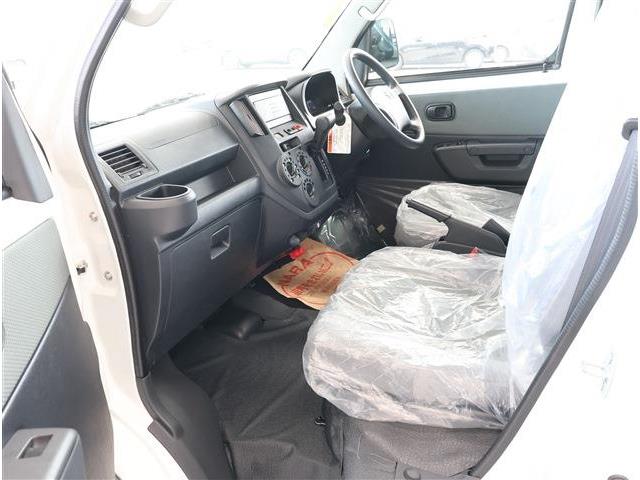 Toyota Town Ace Van 12