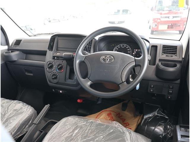 Toyota Town Ace Van 3