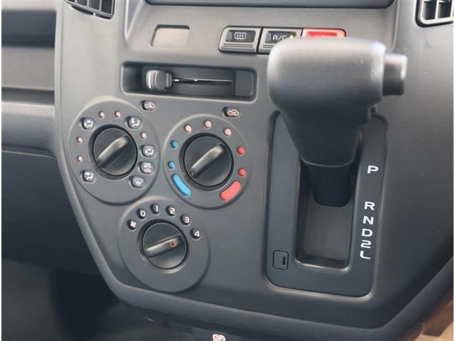 Toyota Town Ace Van 8