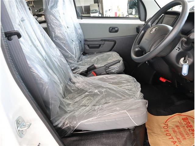 Toyota Town Ace Van 10