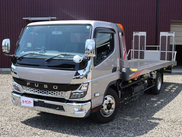 Mitsubishi Fuso Canter 2