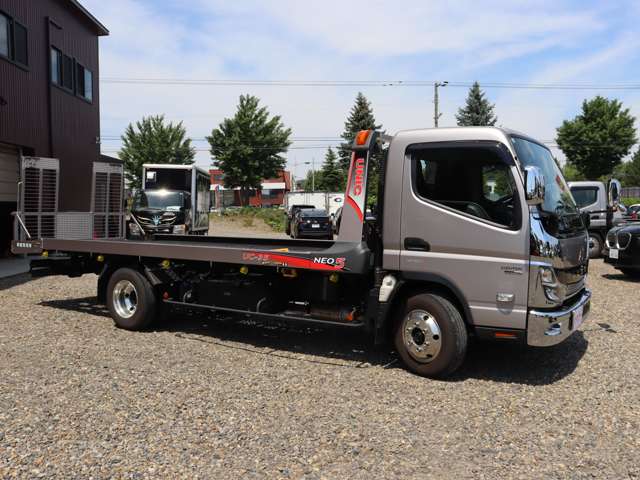 Mitsubishi Fuso Canter 4