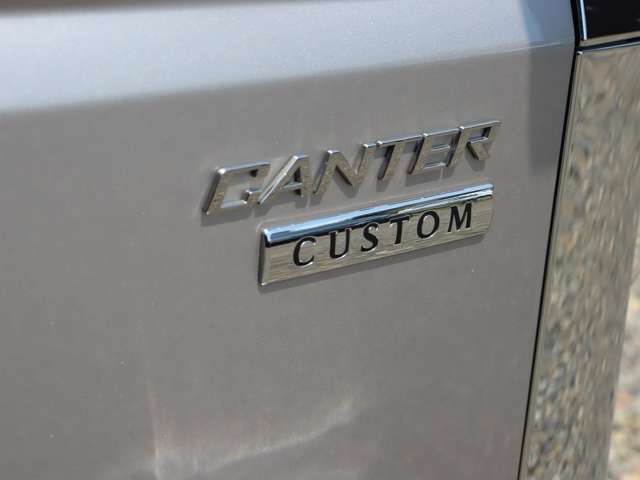 Mitsubishi Fuso Canter 6