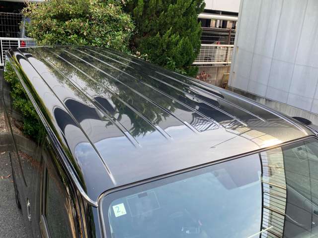 Toyota Hiace Van 12