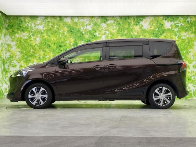 Toyota Sienta 5