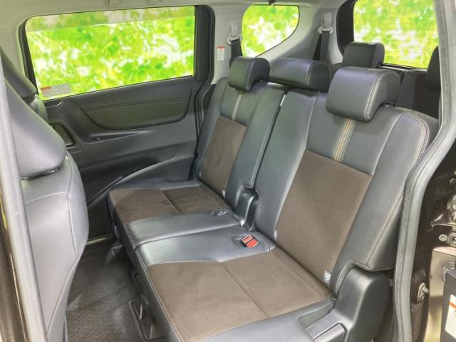 Toyota Sienta 10