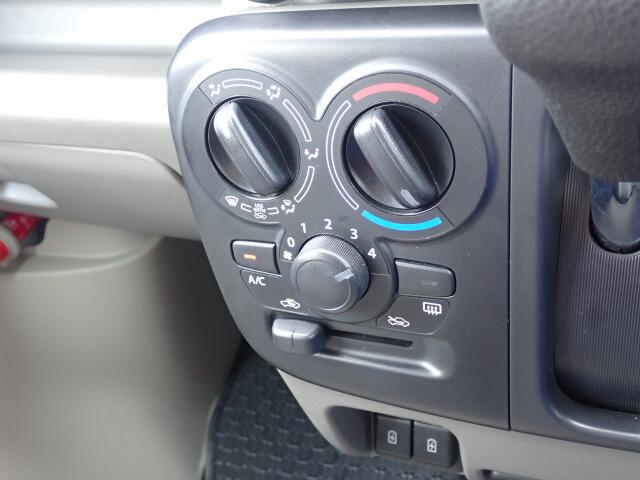 Suzuki Every 12