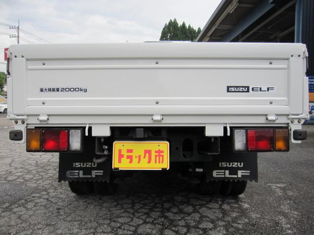 Isuzu Elf 11