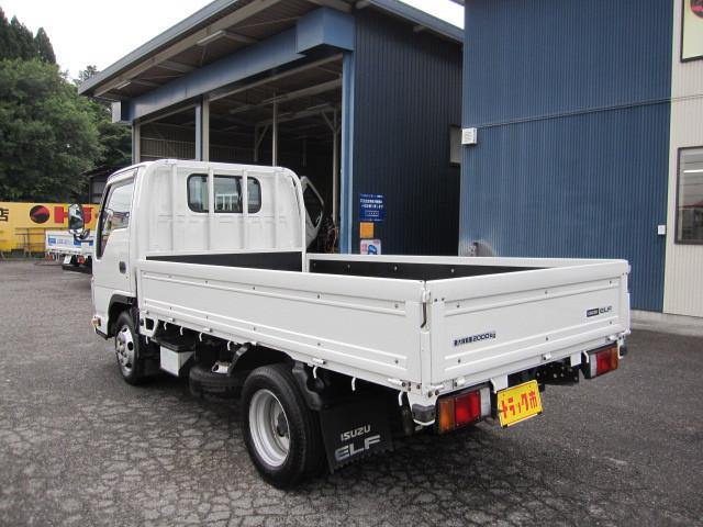 Isuzu Elf 12