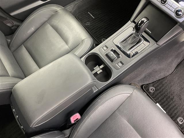 Subaru Legacy Outback 12