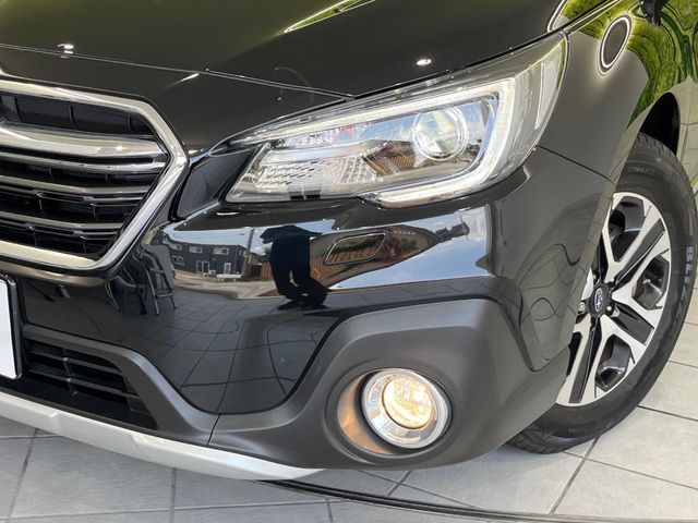 Subaru Legacy Outback 12