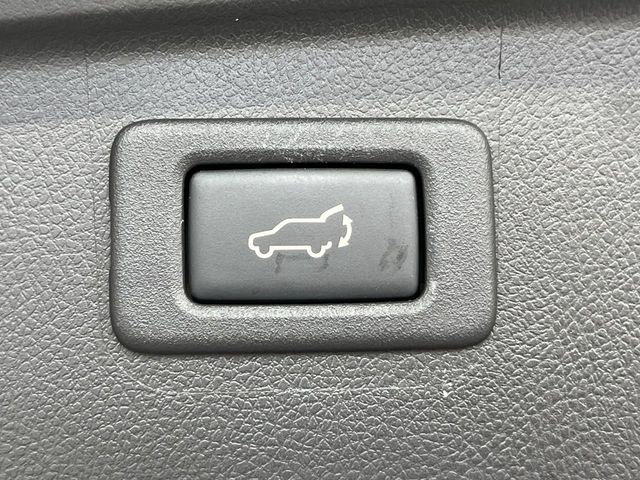 Subaru Legacy Outback 7
