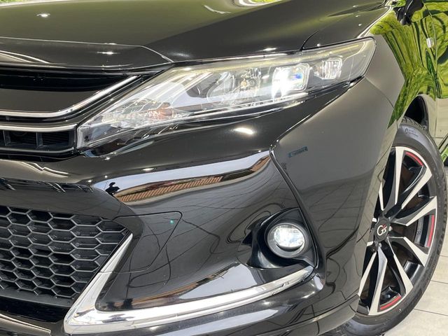 Toyota Harrier 12