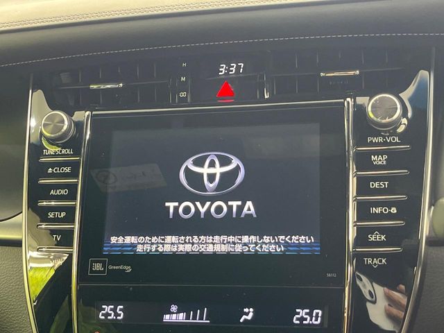 Toyota Harrier 4