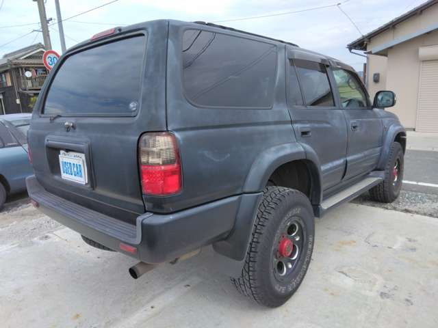 Toyota Hilux Surf 6