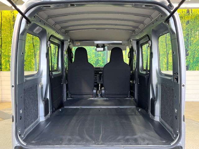 Toyota Pixis Van 11