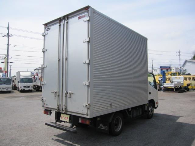 Hino Dutro 2