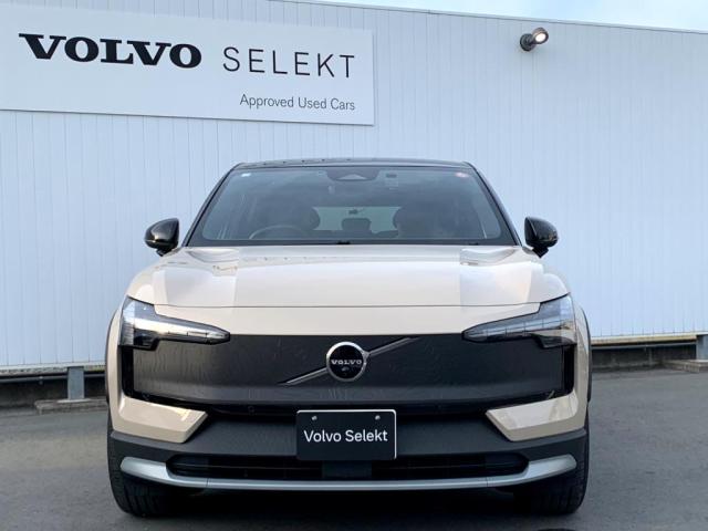 Volvo EX30Cross Country 6