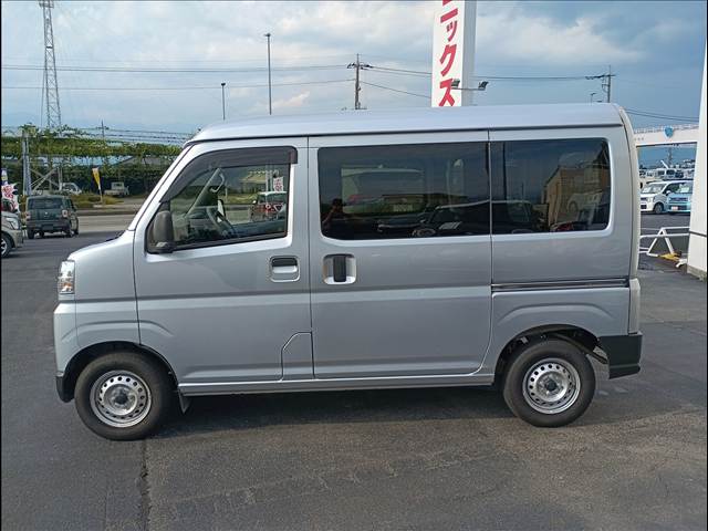 Daihatsu Hijet Cargo 9