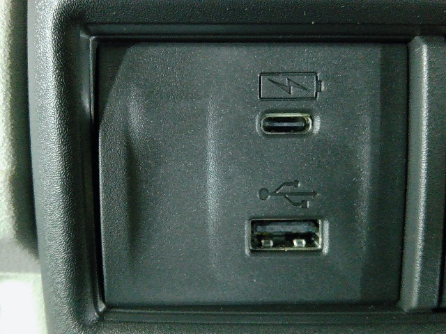 Honda N-VAN e: 11