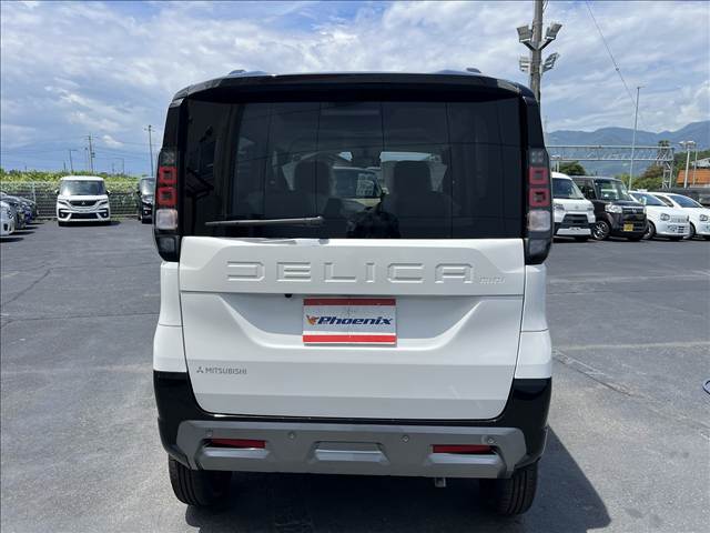 Mitsubishi Delica Mini 7