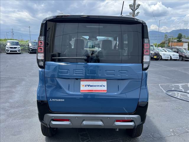 Mitsubishi Delica Mini 7