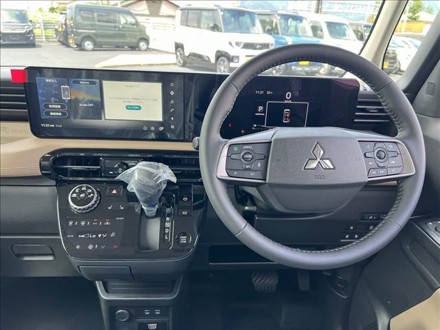 Mitsubishi Delica Mini 11