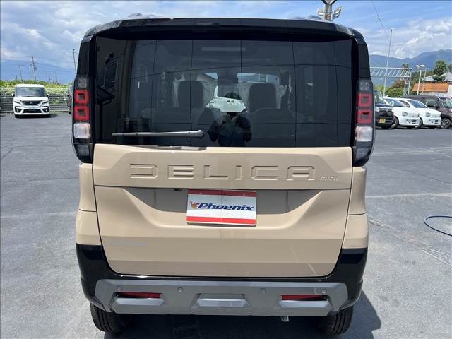 Mitsubishi Delica Mini 7