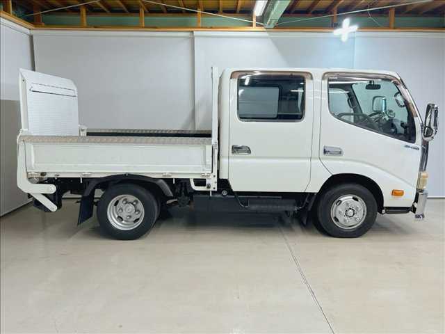 Hino Dutro 7