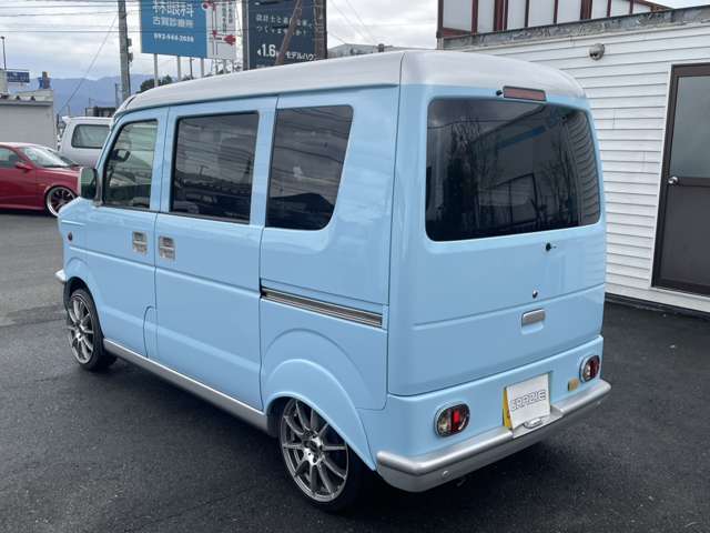 Suzuki Every 8