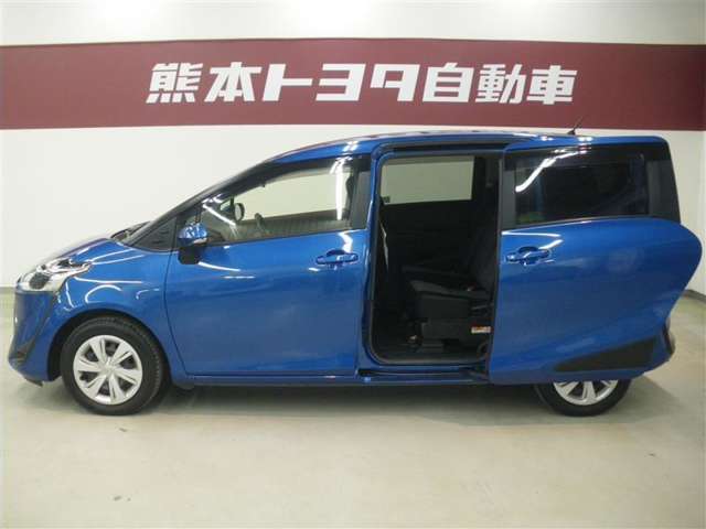 Toyota Sienta 5