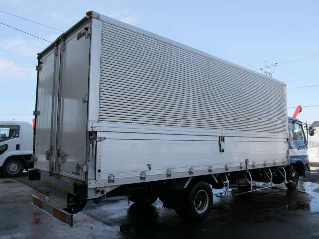 Nissan Condor 5