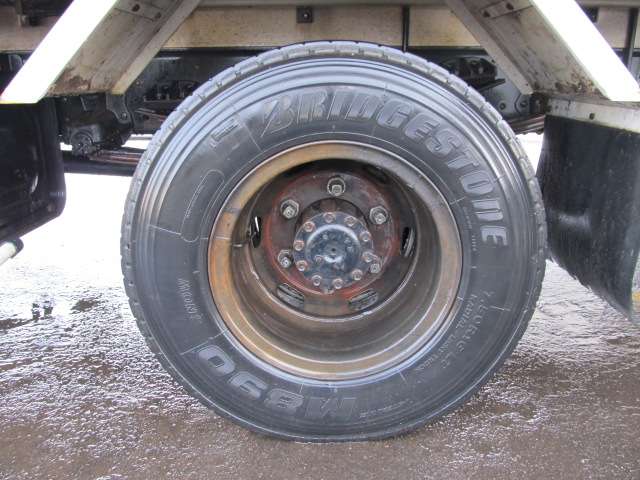 Nissan Condor 8