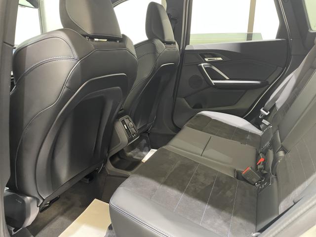 BMW X1 12
