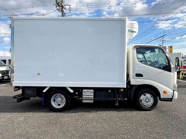 Hino Dutro 5