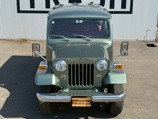 Mitsubishi Jeep 5