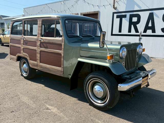 Mitsubishi Jeep 6