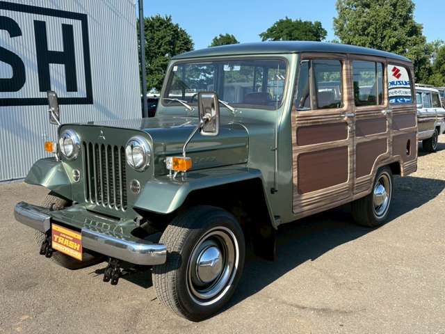 Mitsubishi Jeep 8